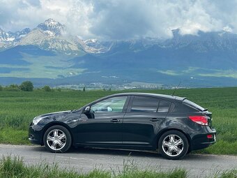 2012 chevrolet cruze 2.0l diesel hatchback - 4
