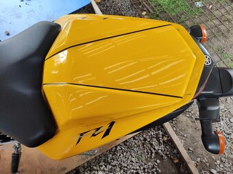 Yamaha fz1 - 4