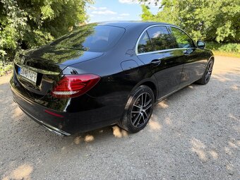 Mercedes-Benz E trieda Sedan 220 d A/T - 4