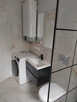 Na prenájom pekný 2 izbový byt s balkónom - 4