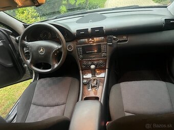 Mercedes Benz C220 cdi 2004 sedan - 4