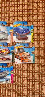 Hot wheels - 4