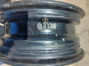 5,5Jx15 4x100 et36 - 2ks plechové disky RENAULT - 4