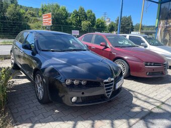Rozpredám na ND Alfa Romeo 159 2,4 154kw Q4 - 4
