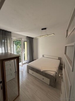 Prenájom 3 izbový byt Nitra-úplne centrum mesta - 4