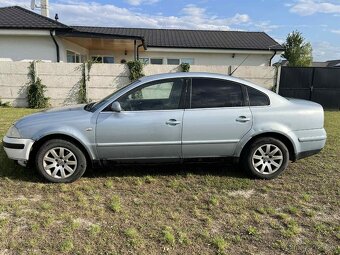 VOLKSWAGEN PASSAT B5.5 - 4