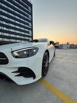 Mercedes Benz 300D coupe - 4