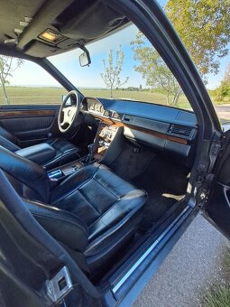 Mercedes-Benz W124 - 4