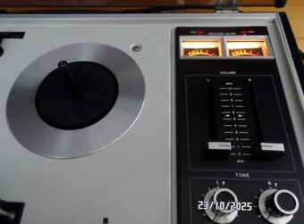 Kotúčový magnetofón SONY TC-270 - 4