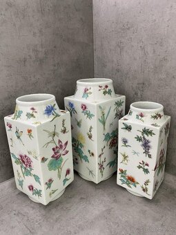 SET TROCH VEĽKÝCH KRÁSNYCH VÁZ, NOVÉ - 4