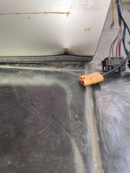 Dvere mercedes e w210 povodne super stav - 4