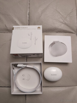 Huawei FreeBuds 4i - 4
