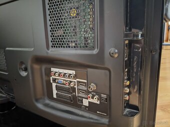 Samsung TV 42" (107cm) - 4