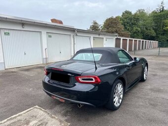 Fiat 124 Spider 1.4 Turbo (2017) - 4