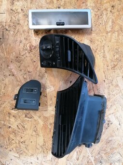 Interier BMW 318i (E36) - 4