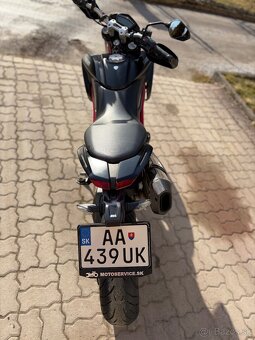 Ducati  Hypermotard - 4