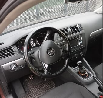 Jetta 1.2tsi blue-motion, r. v. 2016, - 4