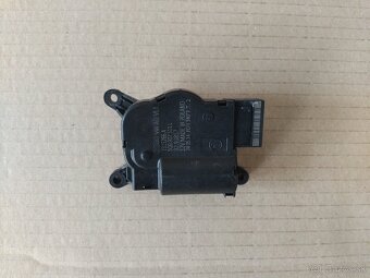 servomotor kurenia, klimatizácie Octavia 3, Superb 3 - 4
