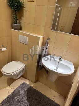 1izb. ALEXYHO UL.(Dúbravka) za 500 €/mes. vrátane E - 4