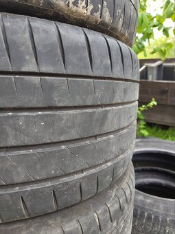 255/30 r19 - 4