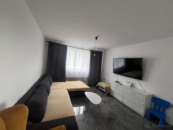 Prenajom domu vo štvrtku na ostrove - 4