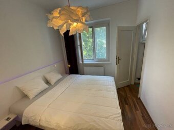 na prenájom priestranný 2 izbový byt Bratislava-Staré Mesto - 4