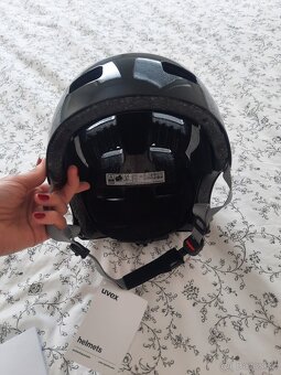 Nova prilba UVEX kid 3 - 4