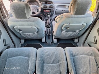 Renault Megane Scenic - 4
