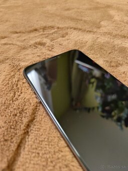 Apple iPhone XS Max - 4