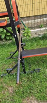 Predám posilňovací stroj + závažia - 4