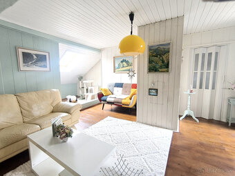 JEDINEČNÝ RODINNÝ DOM VHODNÝ AJ AKO CHALUPA PO KOMPLETNEJ KV - 4