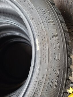 215/60r17C Nokian TYRES - 4