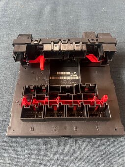 BCM VW 3C0 937 049 AE - 4