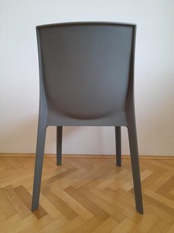 Stohovateľné stoličky - 4