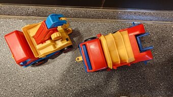 Auticka vsetko spolu - 4