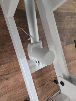 Predám masérsky stôl - 4