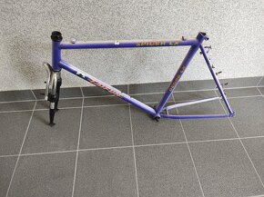 {04} Bicyklové rámy - 4