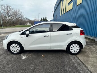 KIA Rio Hatchback 62.5kw Manuál - 4
