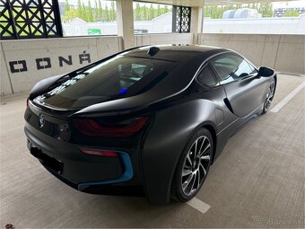 BMW I8 - 4