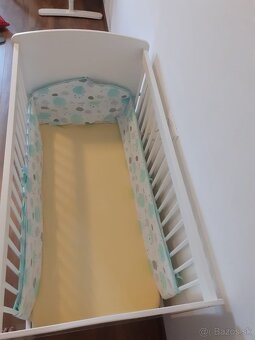Detská postieľka 120x60 – biela, ako nová, s matracom - 4