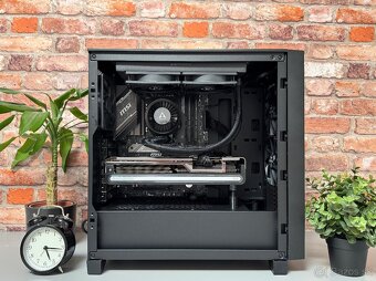Ryzen 9 7900X\32GB\RX 7800XT\SSD\1000W Zdroj - 4