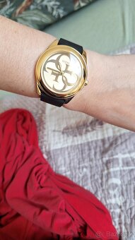 Guess - 4