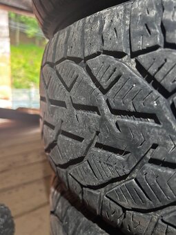 235/45 r18 - 4