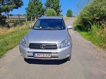 Toyota rav4 III, 100kw r.v. 2006 - 4