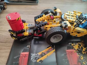 LEGO Technic 42049 - 4