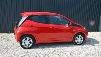 Toyota Aygo 1.0 Benzín Automat - 4