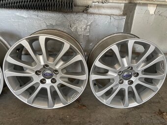 Disky Volvo R18 - 4