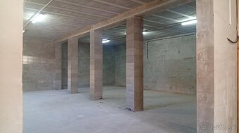 Dom,byt,skladove priestory, kancelaria, - 4