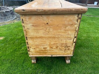 Stará drevená truhlica - 4