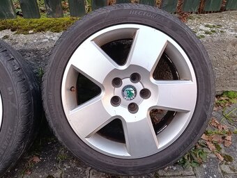 ALU kola Škoda Superb Solid 225/45 R17 - 4